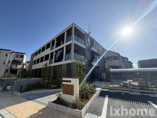 ブリ－ヴィアコ－トのエントランス|建物の内部です