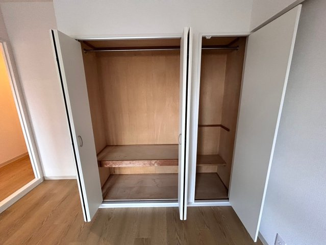 豊中市南桜塚３丁目の賃貸マンションの収納