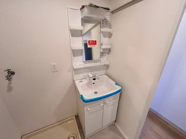 豊中市南桜塚３丁目の賃貸マンションの洗面所