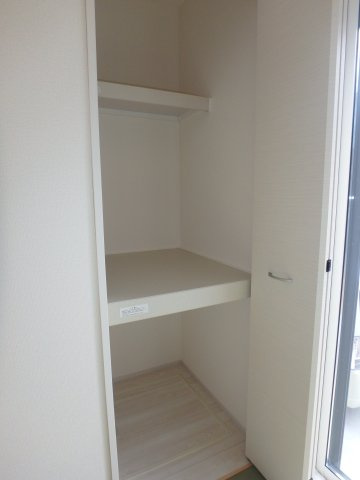 霞ヶ関北5丁目　4LDK新築戸建　駐車２台の収納