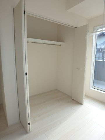 霞ヶ関北5丁目　4LDK新築戸建　駐車２台の収納