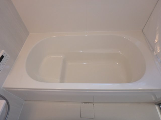 霞ヶ関北5丁目　4LDK新築戸建　駐車２台の浴室