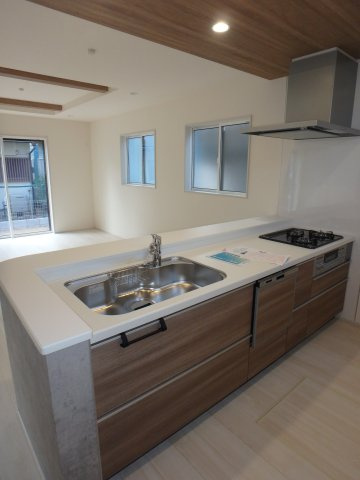 霞ヶ関北5丁目　4LDK新築戸建　駐車２台のキッチン