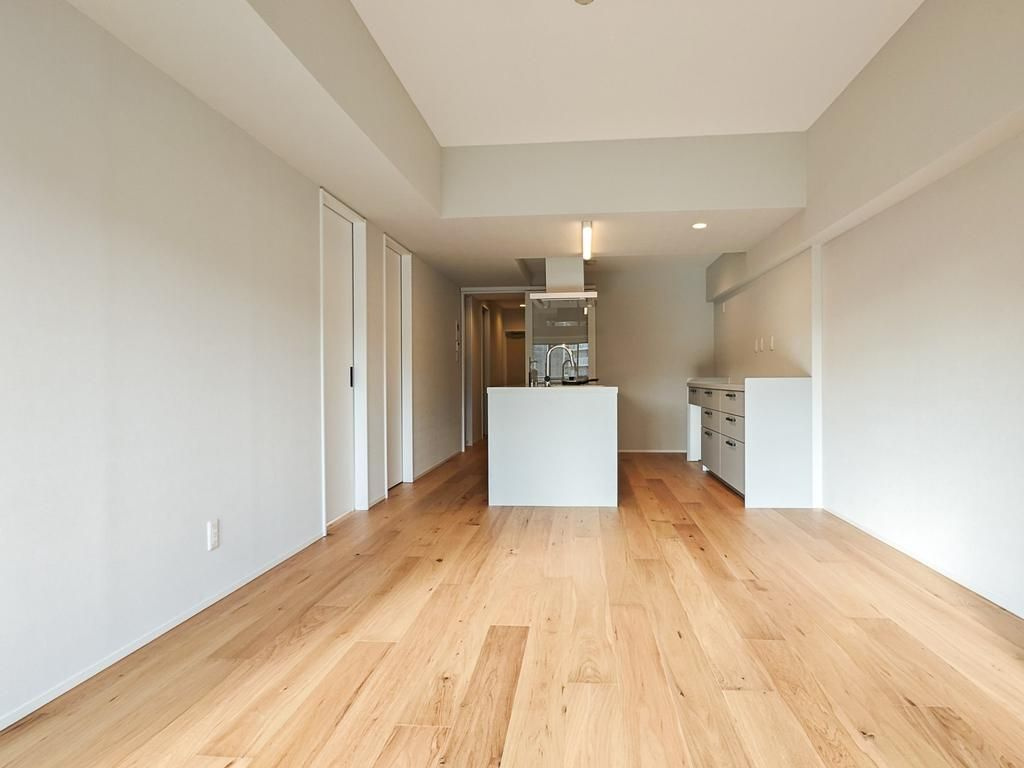 多摩市関戸１丁目の中古マンションの居間・リビング