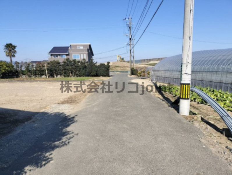 宮ノ陣6丁目1638の前面道路含む現地写真