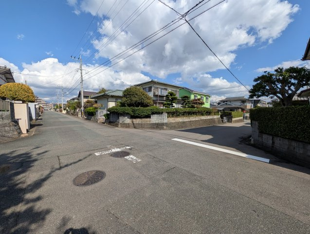 三沢売地の外観|南西角地の敷地です。