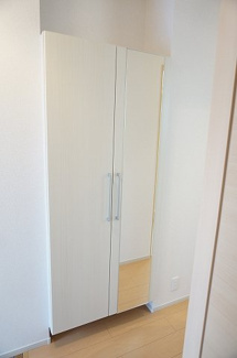 【玄関】 | パニエ　ド　フルールⅠ | ゆったりとした玄関です