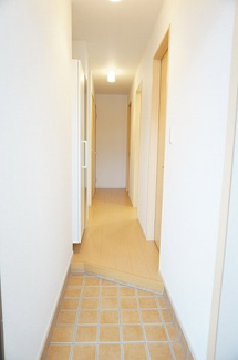 【玄関】 | パニエ　ド　フルールⅠ | 落ち着いた玄関です