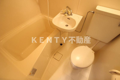 【浴室】 | カテリーナ大森 | ゆったり過ごせるお風呂です