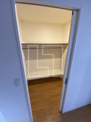 【収納】 | アーデンタワー北堀江 | アーデンタワー北堀江　ウォークインクローゼット