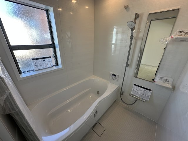 明石市大久保町大窪　新築戸建の浴室