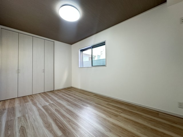 明石市大久保町大窪　新築戸建の洋室