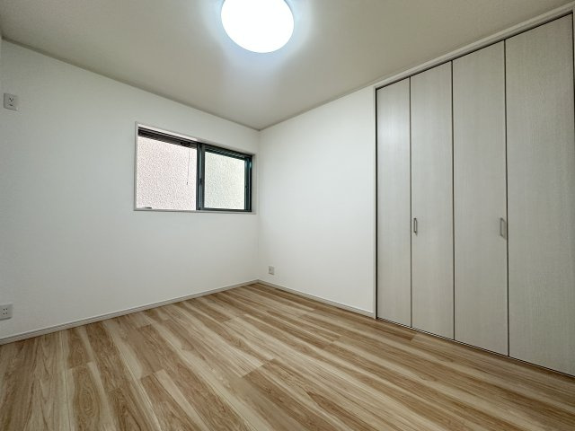 明石市大久保町大窪　新築戸建の洋室