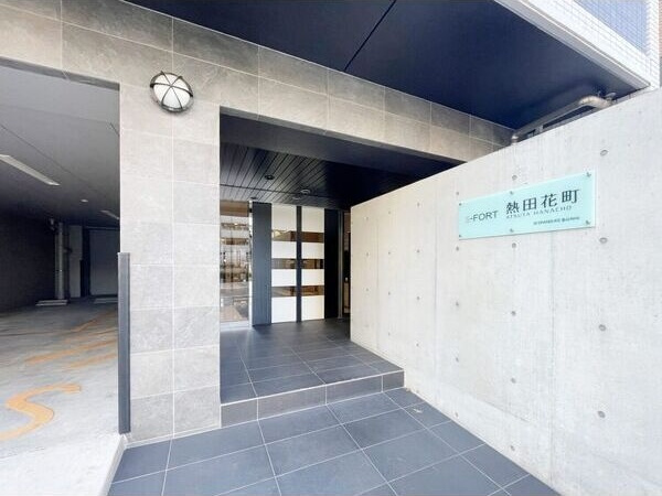 S-FORT熱田花町のエントランス