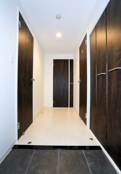 S-FORT熱田花町の玄関