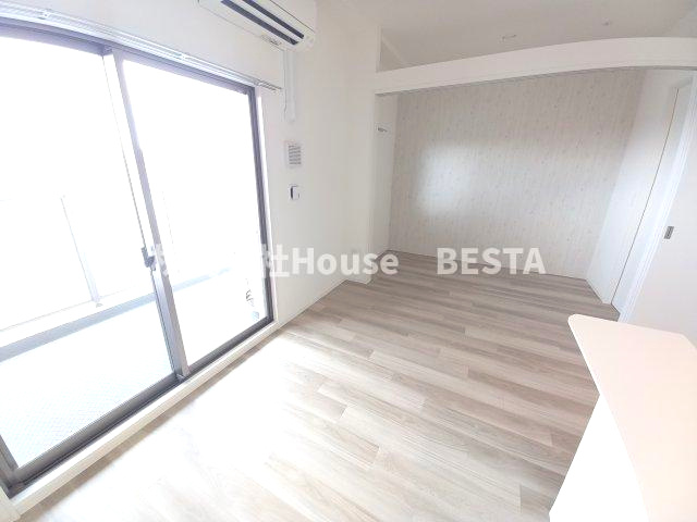 GENOVIA神戸新開地駅前の内装