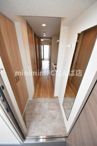 Jグランコート京町堀の玄関