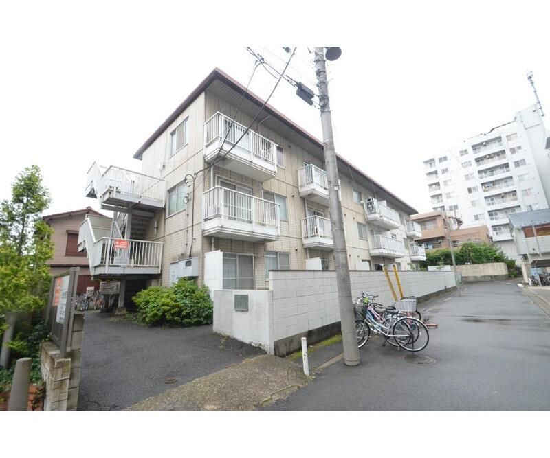 エステートピア青山の外観