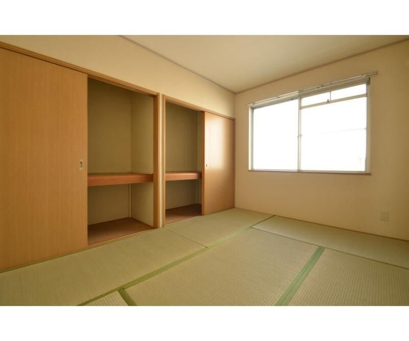 エステートピア青山の収納