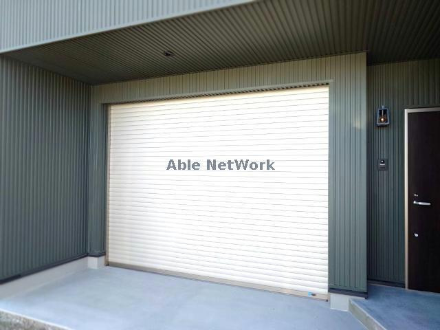 神栖市知手のアパートのその他共用部分|電動シャッター