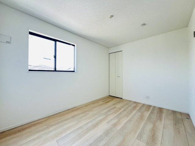 碧南市相生町4丁目62番、63番1、63番　他『仲介手数料無料』新築戸建ての洋室