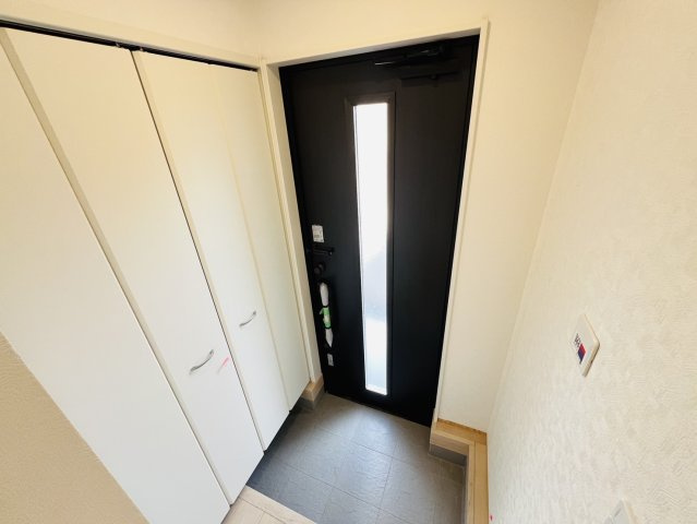 碧南市相生町4丁目62番、63番1、63番　他『仲介手数料無料』新築戸建ての玄関