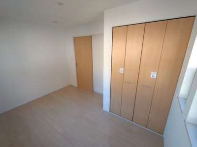 【洋室】 | 千葉市稲毛区園生町戸建 | 使い勝手のいい洋室です