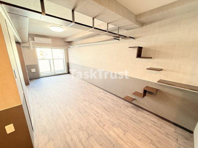 【内装】 | LEGALAND+猫 MIYAKOJIMA