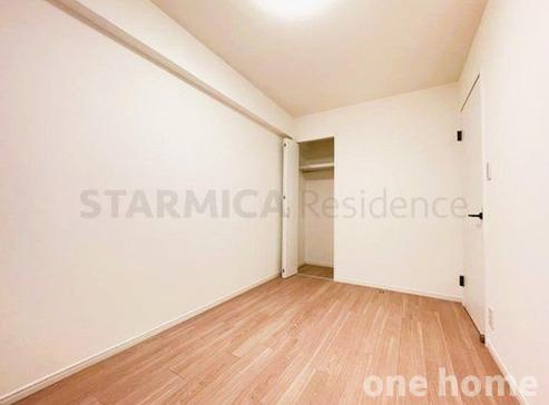 三国駅前アーバンコンフォートの洋室|◆約5.3帖洋室 別角度です！