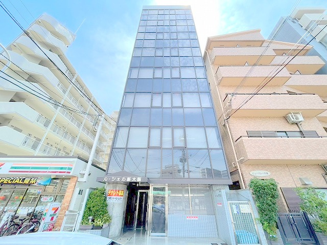 ルシェル新大阪の外観