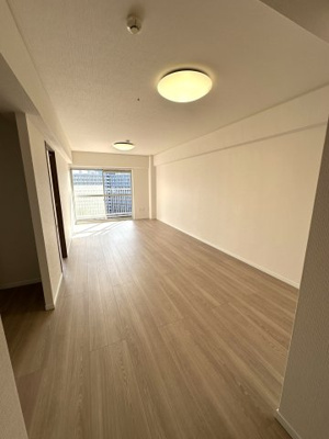 【居間・リビング】 | 千葉ガーデンタウンB棟 | 使いやすいリビングです