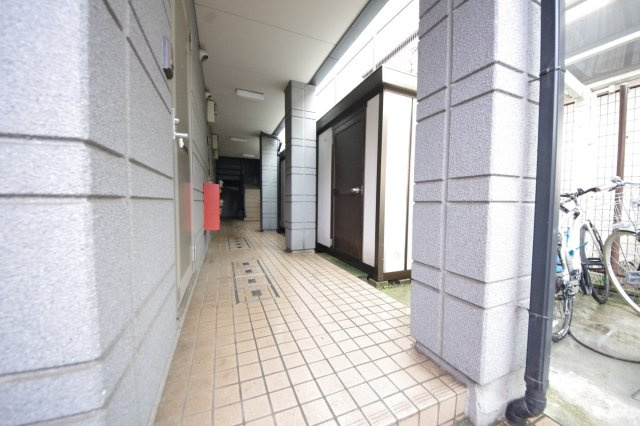 【エントランス】