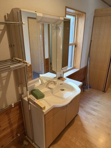 和歌山市吐前・中古戸建・54731の洗面所