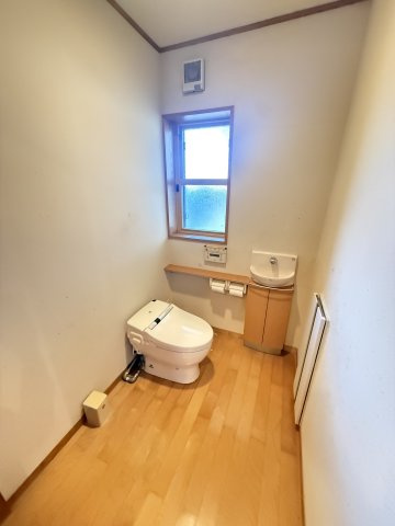 和歌山市吐前・中古戸建・54731のトイレ