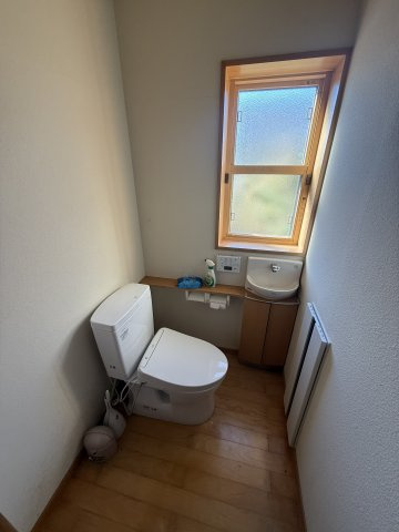 和歌山市吐前・中古戸建・54731のトイレ