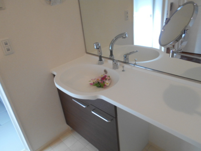 オーベル向中野　Ｂの洗面所