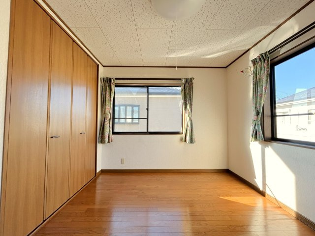 南国市大そね甲　中古一戸建ての洋室|家族のライフスタイルに合わせて使える、使い勝手の良い洋室