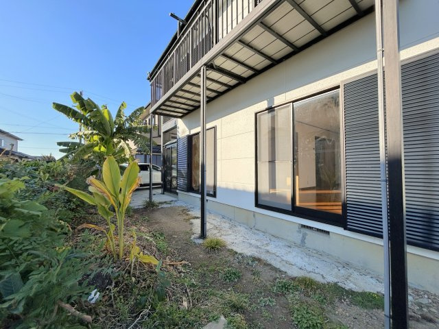 南国市大そね甲　中古一戸建ての庭|南向き×お庭付き。外とつながる、気持ちのいい住まい