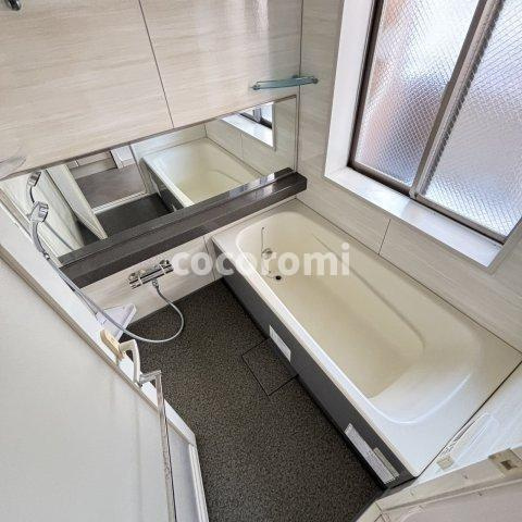 レスタージュ枚方長尾の浴室