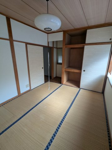 広島市東区戸坂山根３丁目　中古一戸建ての和室