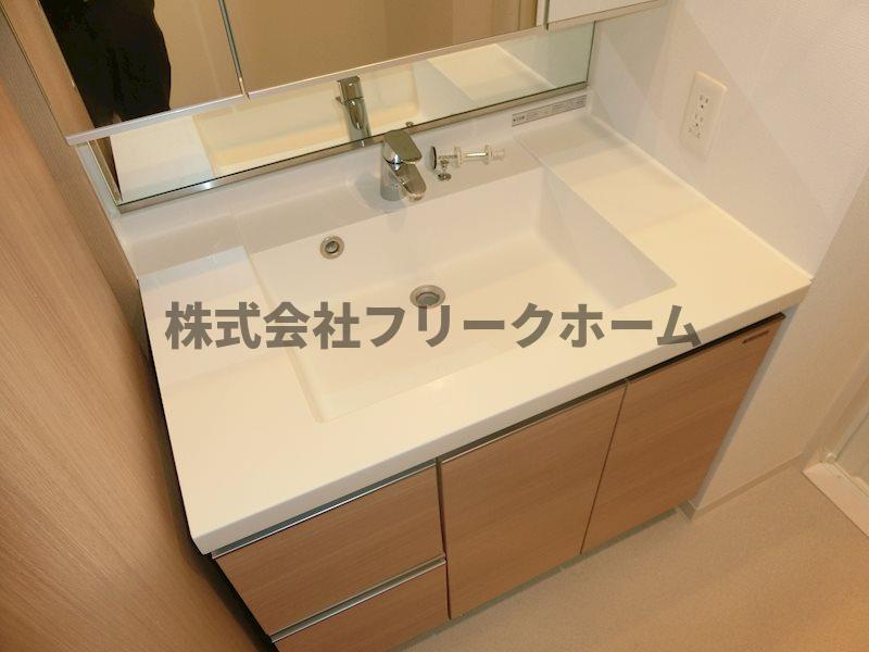 武蔵野市西久保１丁目の賃貸マンションの洗面所