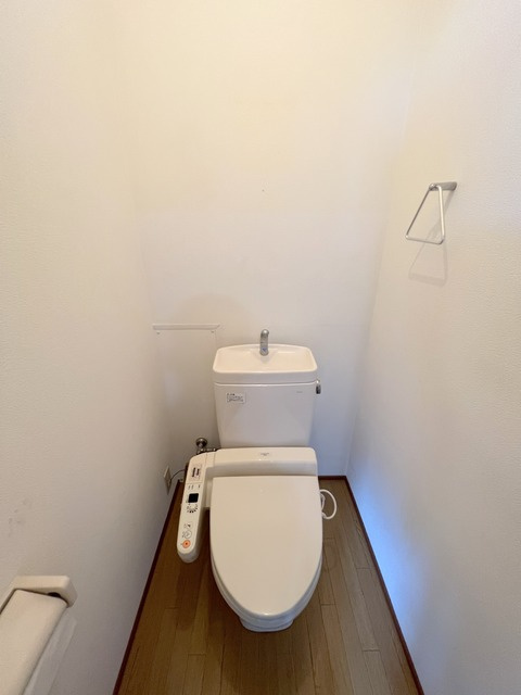 ラ　メールのトイレ|★温水洗浄便座付きのトイレ★