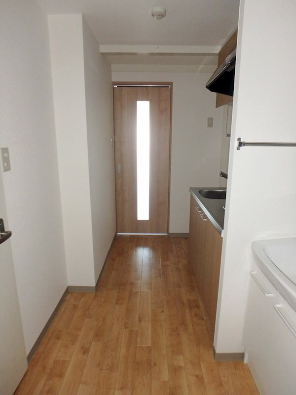 八甲田フィールドアパートメントの玄関