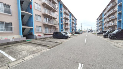 【駐車場】 | フラワリータウン二色の浜Ｂ棟