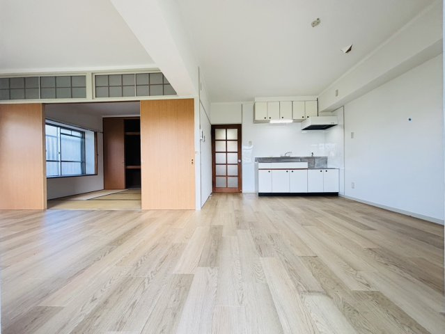 観世ハイツの居間・リビング