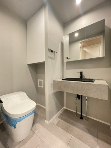 新品家具付きマンション月島12(KaGood東京)の独立洗面台