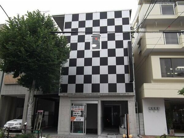 Azzurri池下の外観