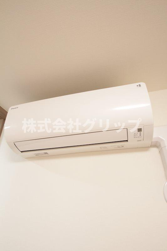 ディームス横濱青木町の玄関