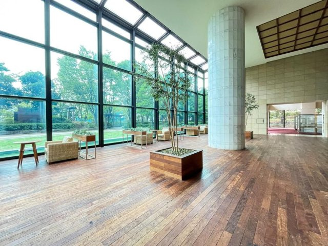 ＴＨＥ　ＫＯＳＵＧＩ　ＴＯＷＥＲ