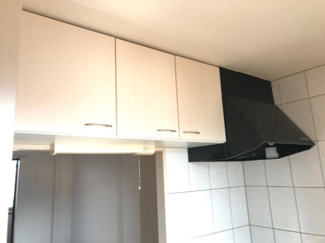 【キッチン】 | セレーヌ泉 | キッチン吊り戸棚